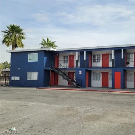 Image 1 - 1421 East Cartier Avenue, North Las Vegas, NV 89030, USA - Condo for rent