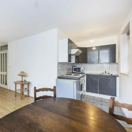 Image 2 - Sherborne Court, 180-186 Cromwell Road, London, SW5 0SS, United Kingdom - Apartment for sale