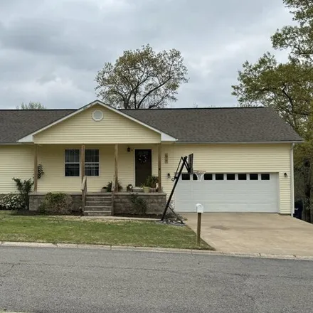 Buy this 3 bed house on 134 Walnut Heights Drive in Quail Valley, Batesville