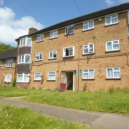 Rent this 3 bed apartment on Shaw Close in Churchgate, EN8 0HD