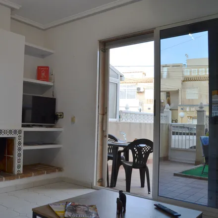Image 5 - Calle del Poeta Rabindranath Tagore, 03183 Torrevieja, Spain - House for rent