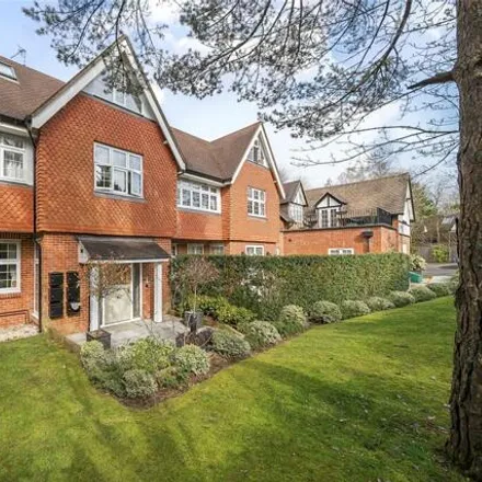 Buy this 2 bed apartment on Rushley Close in London, BR2 6BZ