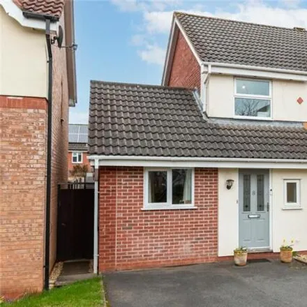 Buy this 4 bed house on Bramble Close in Malvern, WR14 2UW