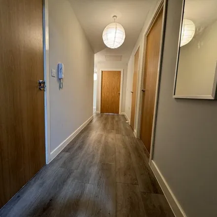 Image 7 - East Point, Richmond Street, Leeds, LS9 8BF, United Kingdom - Apartment for rent
