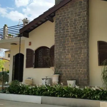 Buy this 5 bed house on Rua das Quaresmeiras in Retiro dos Fontes, Atibaia - SP