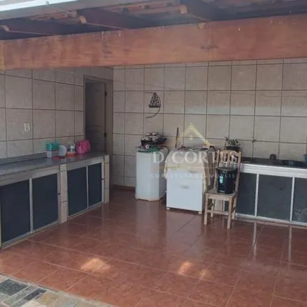 Buy this 3 bed house on Rua Sérgio Pereira Dias in Vila Estado Novo, Uberaba - MG