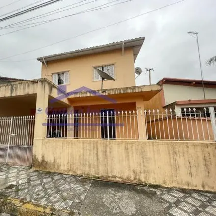 Rent this 3 bed house on Cartório da 144ª Zona Eleitoral in Rua Hans Staden, Centro