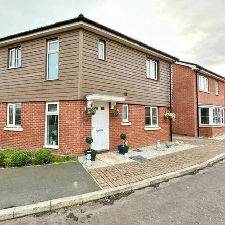 Buy this 3 bed duplex on The Circle in Great Blakenham, IP6 0FE