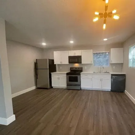 Image 4 - 9205 Georgian Drive, Austin, TX 78798, USA - Apartment for rent