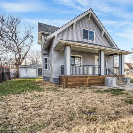 Buy this 4 bed house on 3121 Larimore Avenue in Omaha, NE 68111