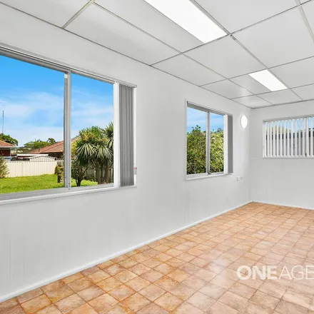 Rent this 3 bed apartment on The Avenue in Figtree NSW 2525, Australia