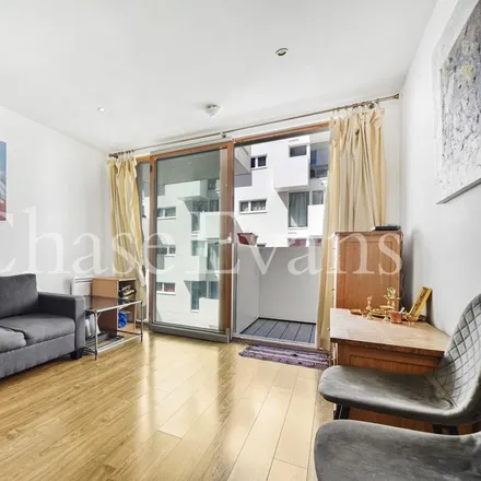 Image 4 - Ropeworks, Barking Town Square, London, IG11 7FL, United Kingdom - Apartment for rent