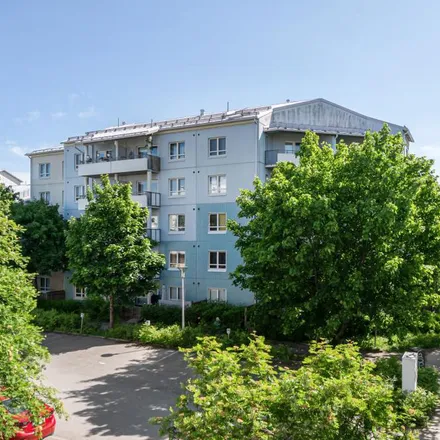 Rent this 2 bed apartment on Palokorvenkatu 9 in 04200 Kerava, Finland