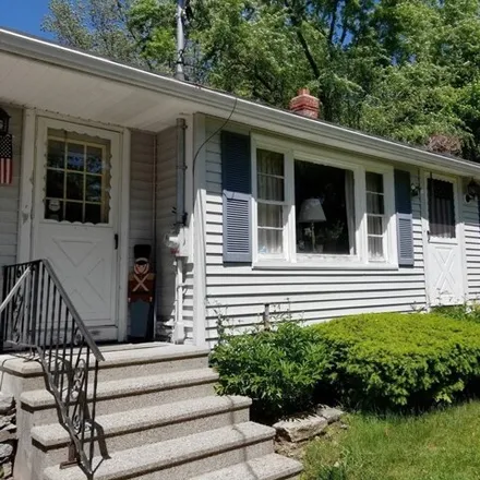 Buy this 3 bed house on 20 Pullard Road in Grafton, MA 01519