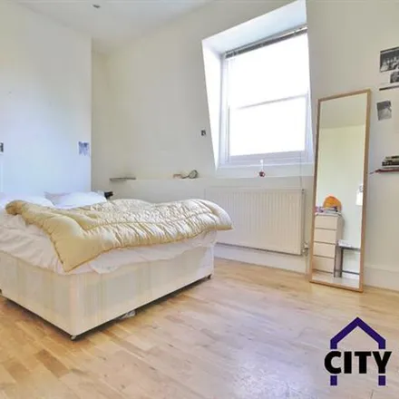 Image 7 - Holloway Delivery Office, Hillmarton Road, London, N7 9JE, United Kingdom - Apartment for rent