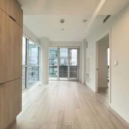Image 2 - IAMSTATIC, 401 Logan Avenue, Old Toronto, ON M4M 2P2, Canada - Apartment for rent