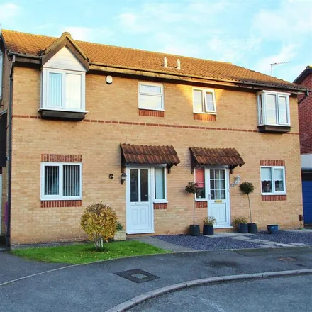 Rent this 3 bed duplex on 16 Gregory Court in Cadbury Heath, BS30 8DR