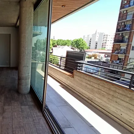 Buy this 3 bed condo on 2 de Mayo 2806 in 1824 Lanús, Argentina