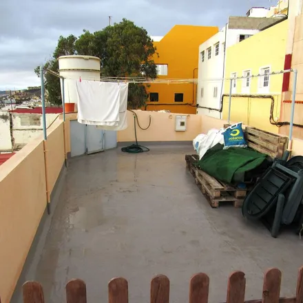 Rent this 4 bed apartment on Calle Amparo in 35001 Las Palmas de Gran Canaria, Spain