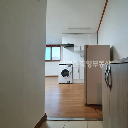 Rent this studio apartment on 서울특별시 강북구 번동 464-4