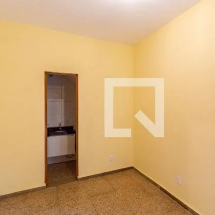Rent this 2 bed house on Rua Santo Cristo in Lagoa, Belo Horizonte - MG