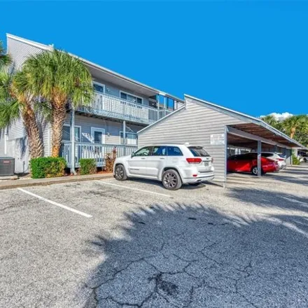 Buy this 2 bed condo on 285 Fenwick Drive in Sarasota County, FL 34285