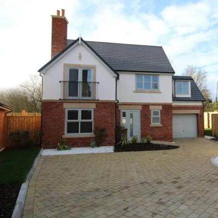 Buy this 4 bed house on Nantwich Road in Calveley, CW6 9JN