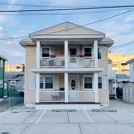 Buy this 2 bed condo on 409 East Miami Avenue in Wildwood Gables, Cape May County