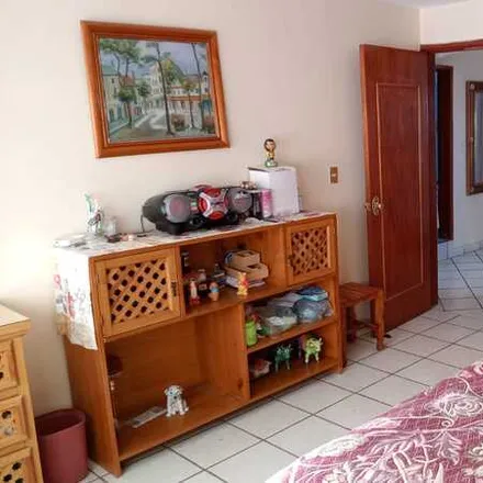 Buy this 2 bed house on Avenida Palmas Norte in Tlaltenango, 62160 Cuernavaca
