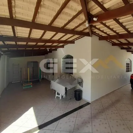 Buy this 2 bed house on Rua José Teodoro Ferreira in Santa Rosa, Divinópolis - MG