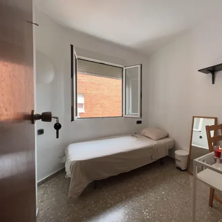 Rent this 4 bed room on Carrer de Fuencaliente in 46023 Valencia, Spain