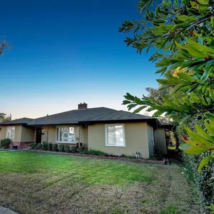 Buy this 3 bed house on 973 Kimball Street in Oakdale, CA 95361