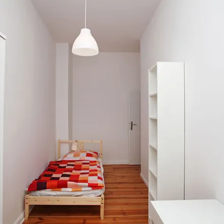 Rent this 1 bed apartment on Rex in Revaler Straße, 10245 Berlin