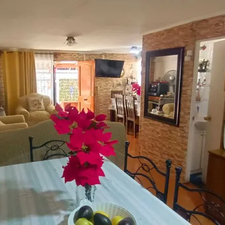 Buy this 4 bed house on Pasaje Ovalle 5905 in 919 0847 Lo Prado, Chile