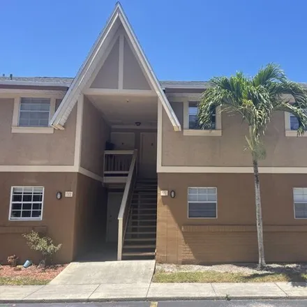 Buy this 2 bed condo on 144 Berkshire Ln in Melbourne, Florida