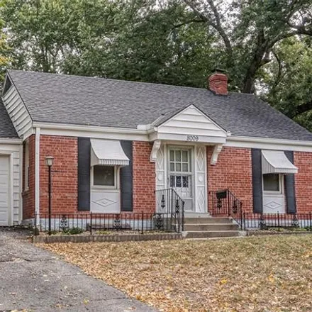 Buy this 2 bed house on 8009 Jefferson Street in Kansas City, MO 64114