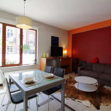 Image 8 - Rue Louis Hymans - Louis Hymansstraat 12, 1050 Ixelles - Elsene, Belgium - Apartment for rent