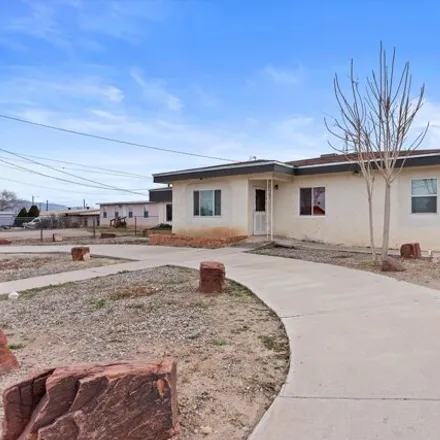 Image 3 - 1009 Camino del Llano, Belen, NM 87002, USA - House for sale