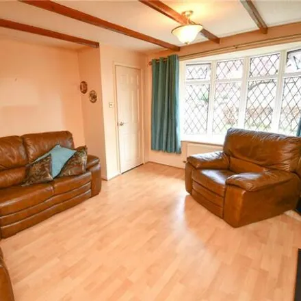 Image 4 - Keats Close, Great Sutton, Cheshire, N/a - House for sale