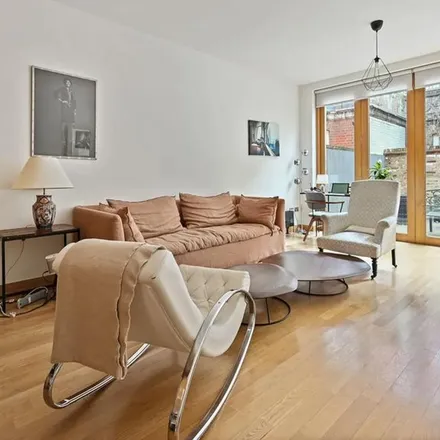 Rent this 5 bed apartment on 21 Wigmore Place in East Marylebone, London