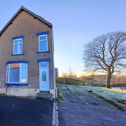Rent this 3 bed house on Salisbury Place in Bishop Auckland, DL14 7NB