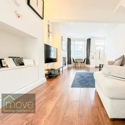 Image 4 - Calthorpe Street, Liverpool, L19 1RE, United Kingdom - Townhouse for sale