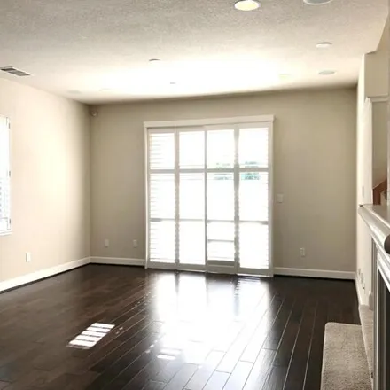 Image 5 - 297 Mondrian, Mountain View, CA 94041, USA - Townhouse for rent
