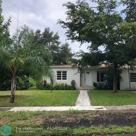 Rent this 3 bed house on 1018 South 15th Avenue in Hollywood, FL 33020