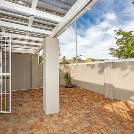 Image 1 - Sherwood Avenue, Kenilworth, Cape Town, 7708, South Africa - Apartment for rent