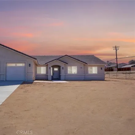 Buy this 4 bed house on 17999 Sycamore Street in Hesperia, CA 92345