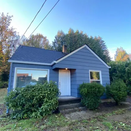 Rent this 1 bed room on 2318 Southeast Birk Street in Milwaukie, OR 97222