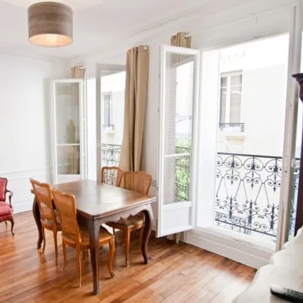 Rent this 4 bed apartment on 2 Villa Sainte-Foy in 92200 Neuilly-sur-Seine, France