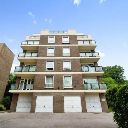 Buy this 1 bed apartment on Mill Gap Road in Eastbourne, BN21 2JE