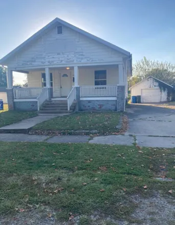 Image 1 - 200 West Harrison Street, Palestine, Crawford County, IL 62451, USA - House for sale